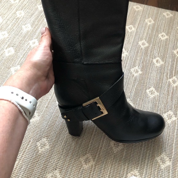 Chloe Prince Mid calf boot. Pull on. Worn a few times. In excellent condition. - Picture 4 of 11